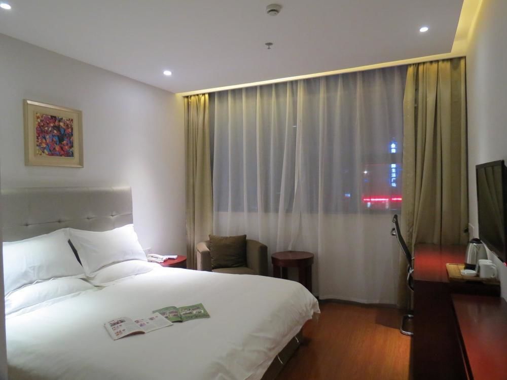 Yiting Si Ji Hotel Nantong Gongnong North Road Kültér fotó